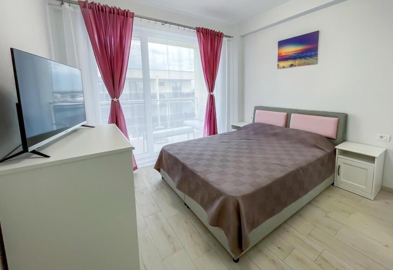 Astoria Rose Apartment Navodari Bagian luar foto